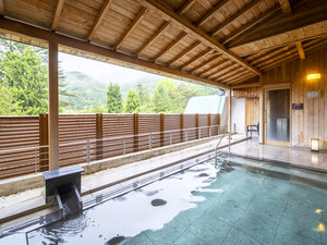 ホテル花巻 岩盤露天風呂