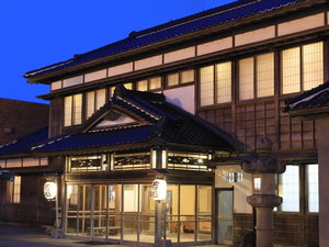 【外観】大正時代より続く創業100周年を迎えた老舗割烹旅館