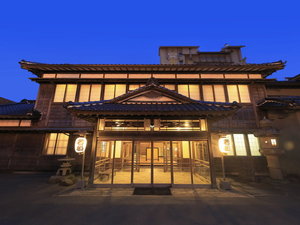 【外観】大正時代より続く創業100周年を迎えた老舗割烹旅館