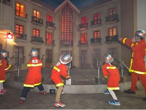 キッザニア東京 イメージ 消防士