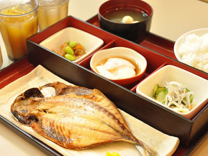 �l�CNo.1�A�n�����ÎY�A�W�̊J�������C���̘a��H�ł��B�z�e�������̒��H�����Ђ��ܖ����������B