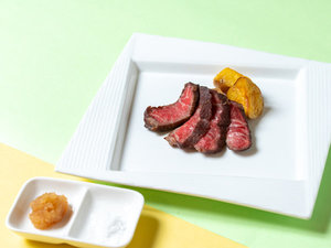 【パノラマイン山中湖】《富嶽百景 彩会席》春期間:3月〜5月 肉料理|和牛もも肉のロースト
