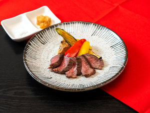 【パノラマイン山中湖】《富嶽百景 彩会席》秋期間:9月〜11月 肉料理|和牛もも肉のロースト