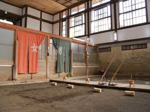 �|������@����