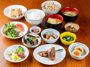 朝食ビュッフェ