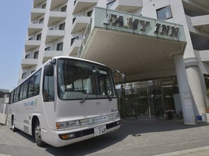 シャトルバス:幕張メッセへ直通、無料シャトルバスで快適移動。