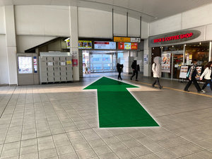 【アクセス@】辻堂駅東改札「南口」を出て右手へ進みます