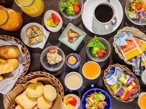 �����f�U�[�g��g�����A�v�`�T�C�Y�̃p���������A�H�ׂ₷�������X�^�C���ŁB