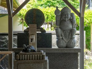エントランスの飲泉
