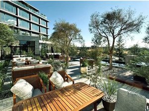 �e���X���E���W