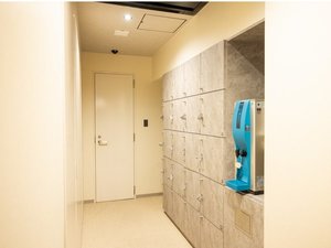 男子脱衣場