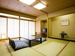 【本館1間(一例)】お部屋は全室三河湾を望むオーシャンビュー。