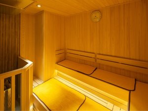 �T�E�i�y�j���z