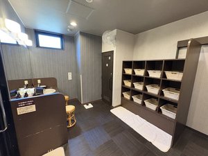 男性大浴場 脱衣所