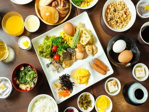 �Ă����胉�{�̌��I�����H�ނ��g�p����30��ވȏ�̃r���b�t�F�I