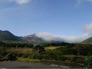 自然に溶け込んだ久織亭