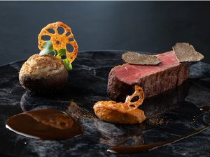 五感で感じる料理長厳選食材の和モダンフレンチコース(一例)