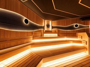 �X�^�W�A���T�E�i