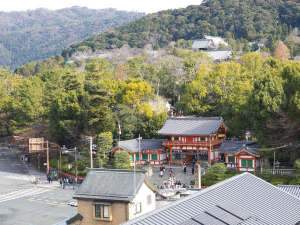 客室プレミアツイン 八坂神社が一望できます。