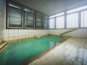 【名湯 蔵王温泉】硫黄泉特有のサラリとした湯上りが好評です。