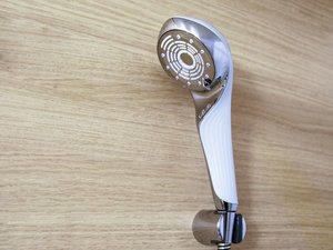 【リニューアル】【禁煙】デラックスツイン バスルームReFaのシャワーヘッド