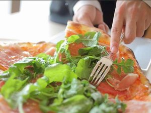 �e���X���X�g�����u�x�����B�X�^�v�ŁA���C���ɂ��҂�����̖{�i�C�^���A��