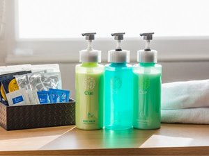 �V�����v�[�E�R���f�B�V���i�[�E�{�f�B�\�[�v