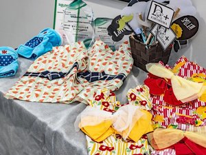 �����p�ߑ���t�H�g�v���b�v�X�Ŏv���o�ʐ^���B�e���ĉ������B�ʐ^�͏��ăO�b�Y���