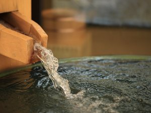 �F���̓a���B���򂩂���������B