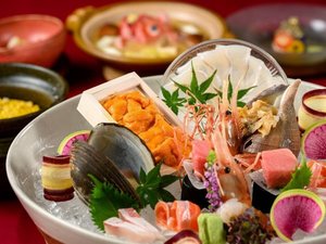 ■至高会席「茜山膳」一例/上品かつ繊細、見た目も華やかなお料理をお愉しみください。