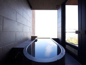 �y����z�ʕ{����]���鍂��Ō��̉�������\