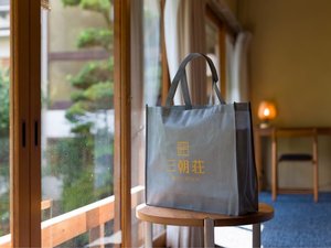 三朝荘オリジナルバッグ。