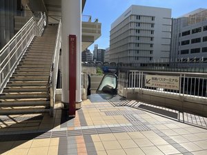 エレベーターで1階に下ります