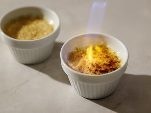 夜は専属パティシエの「スイーツパーティー」を開催!