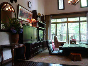 貸し別荘・コテージ・ログハウス・コンドミニアム 貸別荘 森の灯び