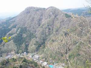 生瀬富士と滝美館