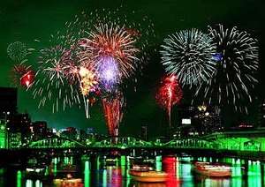 2010年隅田川花火(屋上より)