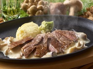 焼きたて サーロインステーキ 福井県産きのこのクリームソース(おすすめご当地グルメ) ※イメージ