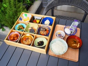 【朝食】素敵な朝を彩る華やか小鉢和定食