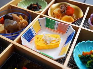 【朝食】素敵な朝を彩る華やか小鉢和定食