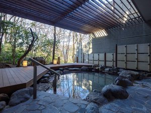 �����̔�������I�V���C�B�����̎��R�Ƌ��ɂ����\���������B