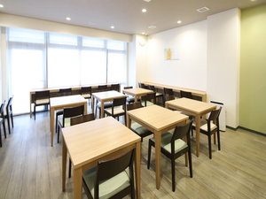1�K Amenity Cafe�@���H 6�F30�`9�F00�i�ŏI��[����8�F30�j