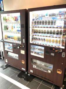 ◆飲料自販機◆アルコールとジュース類とございます。