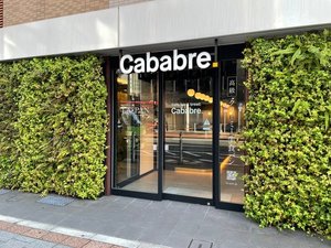 2022/05 テナントcababre外観