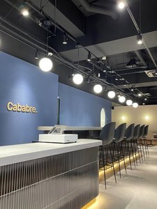 2022/05 テナントcababre店内手前