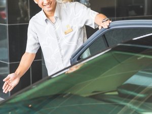 バレーサービス(スタッフがお客様のお車を回送)