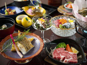 一つ一つ職人の丁寧な技が光るお料理の数々をご堪能ください