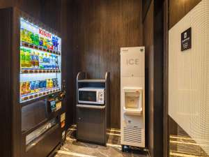 自動販売機・電子レンジ・製氷機(1F)