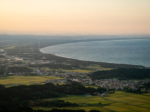 �j���̑t�ł鎩�R�Ɍ܊����������܂��A�{���̎����ւƊ҂�\�\����Ȑ�捂��ґ�ȂЂƂƂ����B