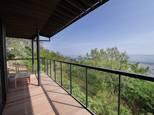 �mGUEST ROOM�^�O�����h�X�C�[�g�n 